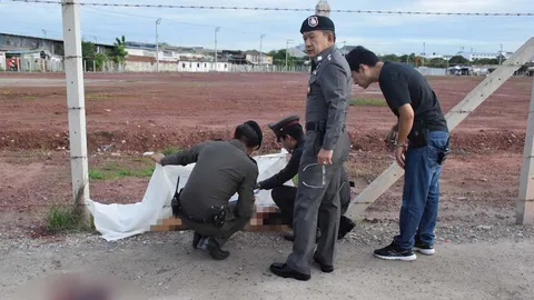 ฆ่าเปลือยสาวนิรนาม มีดปาดคอทิ้งท้ายซอยสะแกงาม26 ตร.เร่งล่าคนลงมือ