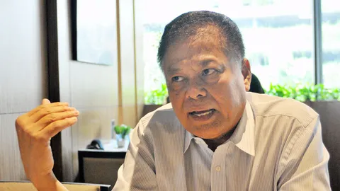 สมพงษ์ บอก มีชัย อย่าตื่นตูม ชี้ จับผิดจนชาวบ้าน ไม่กล้าวิจารณ์ รธน.