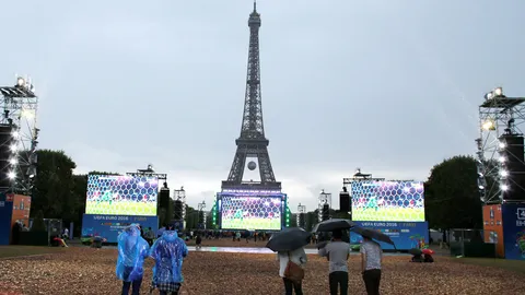 ก่อนลาปารีส