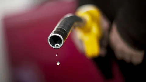 ปตท.-บางจาก ลดเบนซิน 60 สต./ล. เว้น E20,E85 ลง 70 สต. คงดีเซล