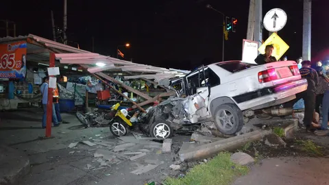 หนุ่มใหญ่เมาปลิ้นซิ่งวอลโว่ เสียหลักพุ่งชนวินจยย.รับจ้างเจ็บ 8 