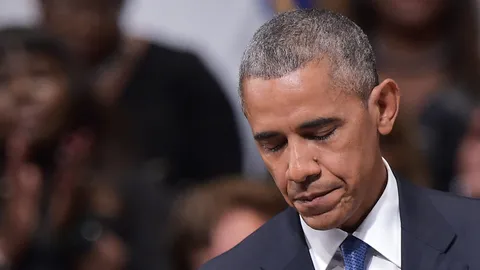 โอบามาร่วมงานรำลึก 5 ตร.เหยื่อสไนเปอร์ วอนชาติอย่าสิ้นหวัง