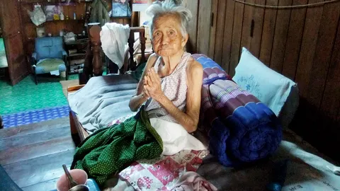 ปิดตำนานรักอมตะเชียงดาว แม่อุ๊ยวัย 105 ปี สิ้นลมแล้ว ตามติดคู่ชีวิต