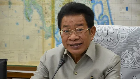 เมืองคอนชู “หุ่นเปรต” ไฮไลต์งานเดือนสิบ