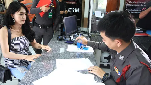 ดาราซิทคอม 'เป็นต่อ' ร้อง ตร.ปทุมฯ ถูกอดีตแฟนนักบินตามทำร้าย-คุกคาม