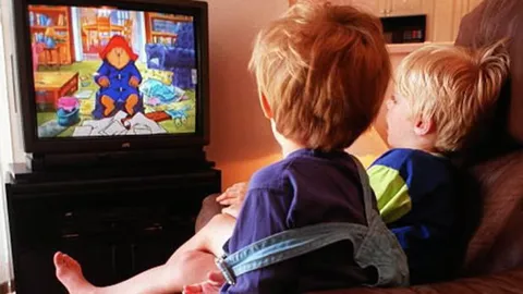 เคล็ด(ไม่)ลับสอนลูกดูทีวี