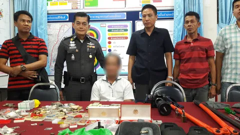 ตร.ประจวบฯ เจ๋ง รวบมืองัดร้านเซียนอาร์ม มีหมายจับ 2 สน.ในเมืองกรุง