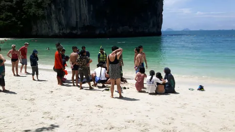 จนท.อุทยานธารโบกขรณี ช่วย นทท.จีนจมน้ำอาการสาหัส ยังอยู่ไอซียู