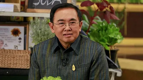 เปิดใจ 7 บุคคลในภาพ ถวายงาน 'สมเด็จพระบรมฯ'