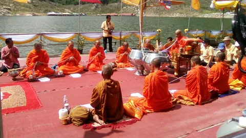 ต้องขอฝน! เขื่อนภูมิพล เหลือน้ำใช้ไม่ถึง 5% นิมนต์เจ้าคณะตาก ทำพิธี