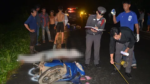 ถึงชีวิต! จยย.ชนประสานงากลางเมืองตราด หนุ่ม 36 ดับ โจ๋ 16 สาหัส