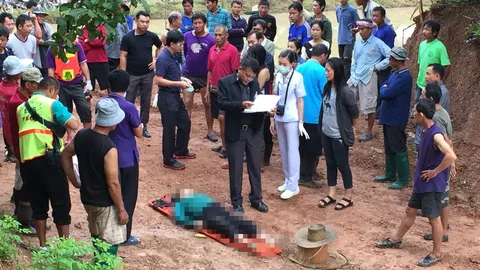 เศร้า! สาวใหญ่ออกหาปลา หายไปทั้งคืน ตามหาไม่พบ เช้ามาเป็นศพลอยอืด