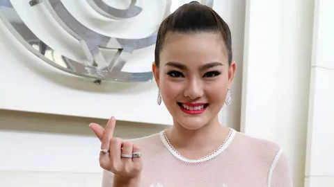 ดิว เสนอตัวเป็นกาวใจให้ น้ำชา-ปันปัน ทำตัวลำบากคนหนึ่งก็เพื่อนอีกคนก็น้อง