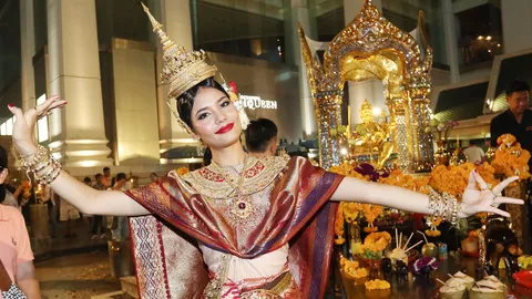 น้ำตาล ตื่นเต้นรำแก้บนหลังคว้าตำแหน่ง-เริ่มเก็บตัวเวทีมิสยูนิเวิร์ส 2016 แล้ว