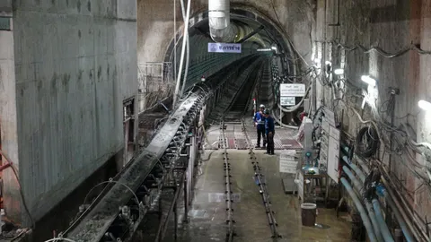 สถานีสนามไชย รถไฟฟ้าสีน้ำเงิน คืบหน้า 97% รฟม. จ่อเปิดให้ชม สิ้นปี 59