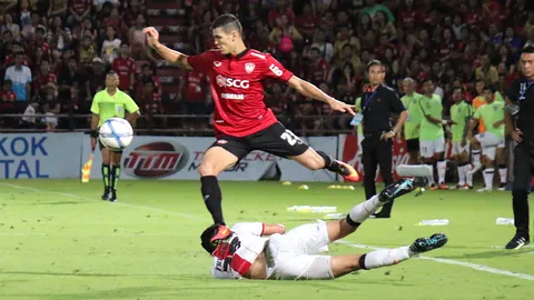 ประมวลภาพ 'กิเลนผยอง' เบียดชนะ 'กว่างโซ้งมหาภัย' 1-0 คืนฝูง