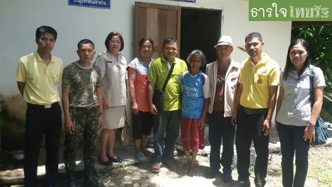 วอนช่วย! แม่สู้ชีวิต เลี้ยงลูกพิการ 40 ปี รับจ้างเก็บเศษยางยังชีพ