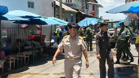 หน่วยงานรัฐเมืองสุพรรณ จัดระเบียบการค้าขายที่ตลาดบางลี่