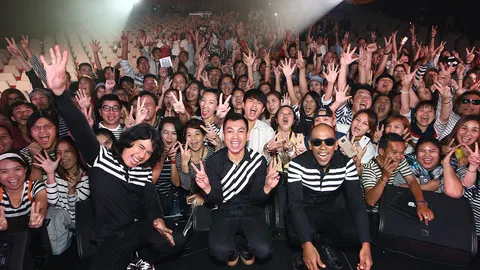 วัยรุ่นยุค 90 กรี๊ด! โมเดิร์นด็อก ระเบิดคอนเสิร์ตใหญ่ครบรอบ 22 ปี