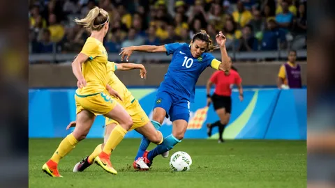 'สาวแซมบ้า' หืดจับเฉือนโทษ 'สาวออสซี่' 7-6 ลิ่วตัดเชือกบอลหญิง อลป.