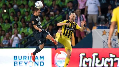 บุรีรัมย์ฯเปิดรังเชือดสงขลา 10 คน 3-1 ตัดเชือกนัดแรก บอลลีกคัพ 