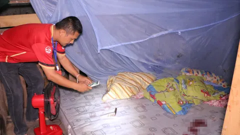 ฉุนไม่ให้อึ๊บยก2 ปาดคอแทงยับ โจ๋หนุ่มเมายาเผ่นหนี