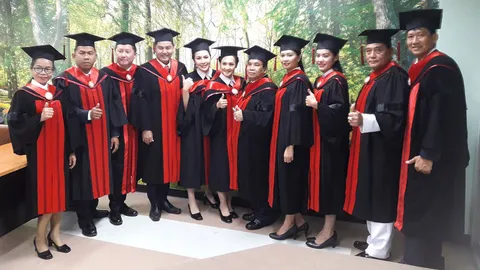 'วินัย รุ่งปราการ' นักแหล่ชื่อดัง ซุ่มรับปริญญา นำความรู้พัฒนาบ้านเกิด