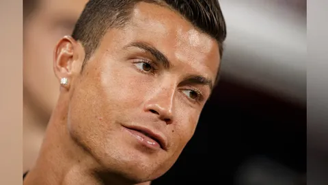 ยาวไป! ‘โรนัลโด’ ตั้งเป้าอายุ 41 ปี แขวนเกือกกับราชันชุดขาว