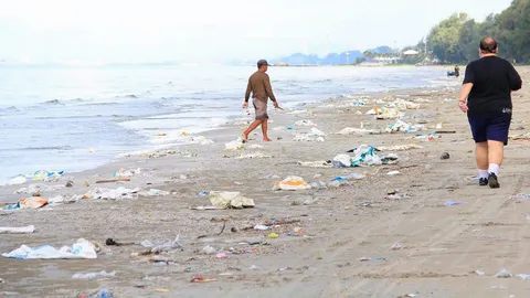 ขยะทะเลไทยมากที่ 6 ของโลกพบปีละกว่า 1 ล้านตัน