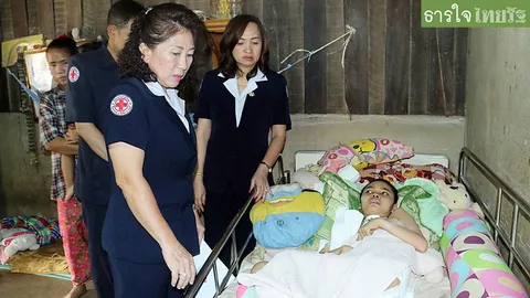 พ่อวอนช่วยลูกสาววัย 14 นอนนิทรานาน 4 ปี ช็อกจากป่วยไข้เลือดออก