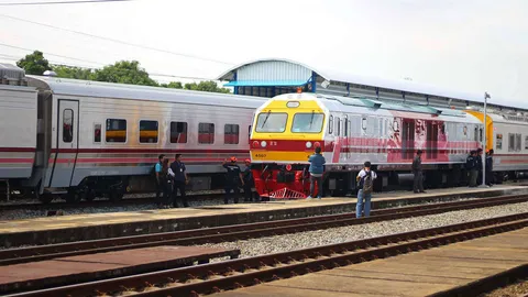 ร.ฟ.ท. ปัดอนุมัติ 1.4 แสนบาท ให้ นศ.สถาบันพระปกเกล้าขึ้นขบวนพิเศษฟรี