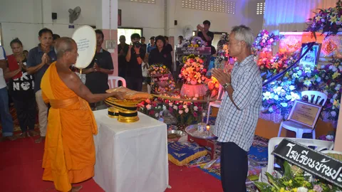 ญาติมอบร่าง 'น้องมาลี' สาวสูง 217 ซม. ให้ศิริราช เป็นอาจารย์ใหญ่ 