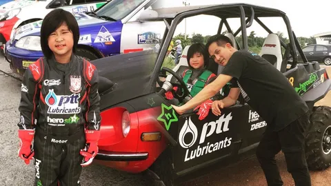 น้องโรเตอร์ แท็กทีม พ่อพีท คว้าแชมป์ 2016 Pre-Rally Thailand