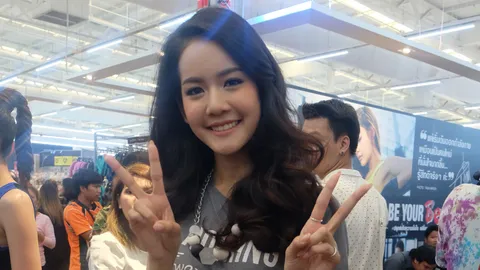 โบว์ ลั่นเปล่าเกาเหลา ปุ๊กลุก ฟุ้งหนุ่มจีบเพียบแต่ยังให้แค่เพื่อน