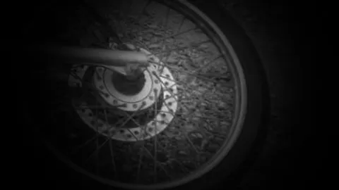 ด.ต.พังงา เมาควบกระบะ ชน จยย.-เก๋ง เจ็บ 6 ขับหนีเจอไล่ตาม สุดท้ายจนมุม