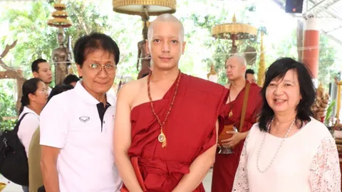 เคน วงซีล บวชทดแทนคุณพ่อแม่อย่างเรียบง่าย ได้ฉายาพุทธรักขิโต