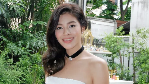 แคท เคลียร์โสดสนิท กั๊กเจ้าของรองเท้าคู่แค่เพื่อน