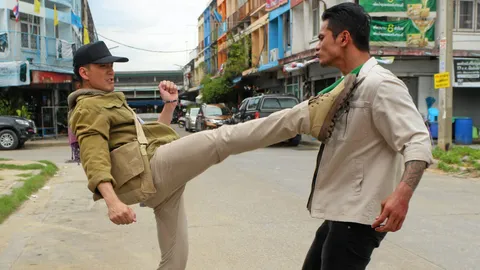 ‘นิว’ โชว์เดี่ยวบู๊ กระโดดถีบ‘ปอนด์’กระเด็น