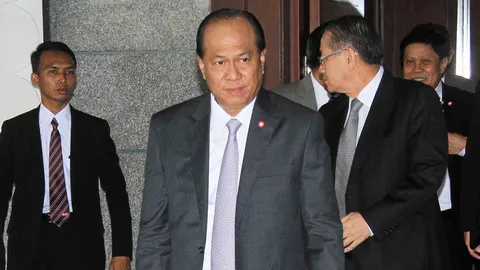 ครบรอบ 66 ปี 'ร.21รอ.' เหงา ! ไร้เงา 2 ป.ส่ง 'บิ๊กป๊อก' นำทัพแทน