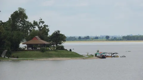 ฝนตกหนักเติมเขื่อนลำปาว รับพายุได้อีกหลายลูก ทำมีน้ำใช้ปีหน้าเพียงพอ