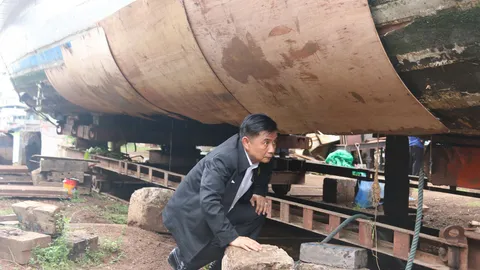 กรมเจ้าท่ารุดตรวจเรือล่มอยุธยา สั่งสอบเขื่อนหน้าวัดสนามไชย