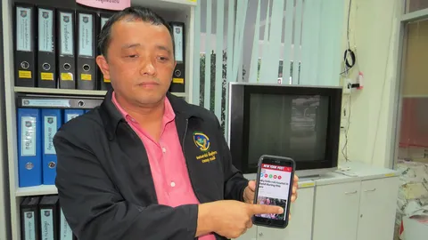 ขอความเป็นธรรม หลังเว็บไซต์ฝรั่งอ้าง เด็กม้งปลดนาฬิการะหว่างถ่ายรูป 