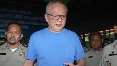 ศาลฎีกา เลื่อน 21 พ.ย. อ่านคำพิพากษา คดี 'สนธิลิ้ม' หมิ่นฯ 'ภูมิธรรม'