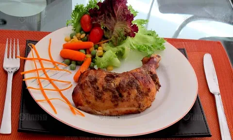 ไก่อบพ่อหลุยส์