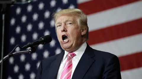 ทรัมป์เจอสื่อมะกันแฉ 18 ปีเลี่ยงจ่ายภาษี