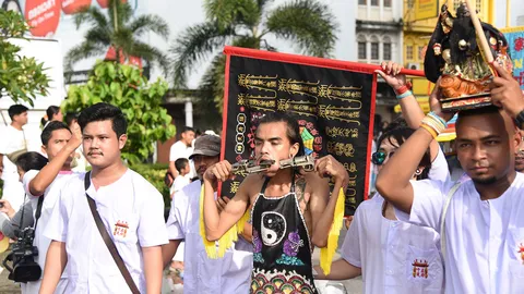 มาแล้ว ม้าทรงสายเกรียน ปืน โซ่ ซามูไร แทงกระพุ้งแก้ม แห่อิ้วเก้ง วัน 3