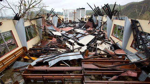 หายนะ 'เฮอริเคนแมทธิว' คร่าชีวิตคนในเฮติ พุ่ง 842 ศพ-อหิวาต์ระบาด