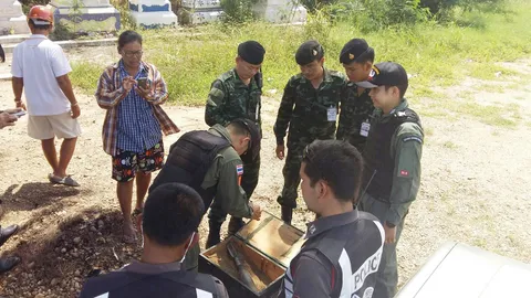 ระทึก! กระสุนปืนค. ซุกกองขยะหลังป่าช้าเมืองกาญจน์ เก็บกู้ได้ทัน