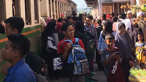 ใต้ตรวจเข้ม รถไฟ-รถยนต์! หวั่นซุกระเบิดไป กทม. ผบช.8 ชี้ การข่าวชัด