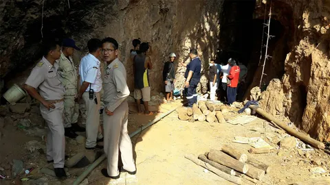 นักขุดทองตาย 3 เจ็บ 2 สูดอากาศพิษ สังเวยอาถรรพณ์ ขุมทอง 'เขาพนมพา'